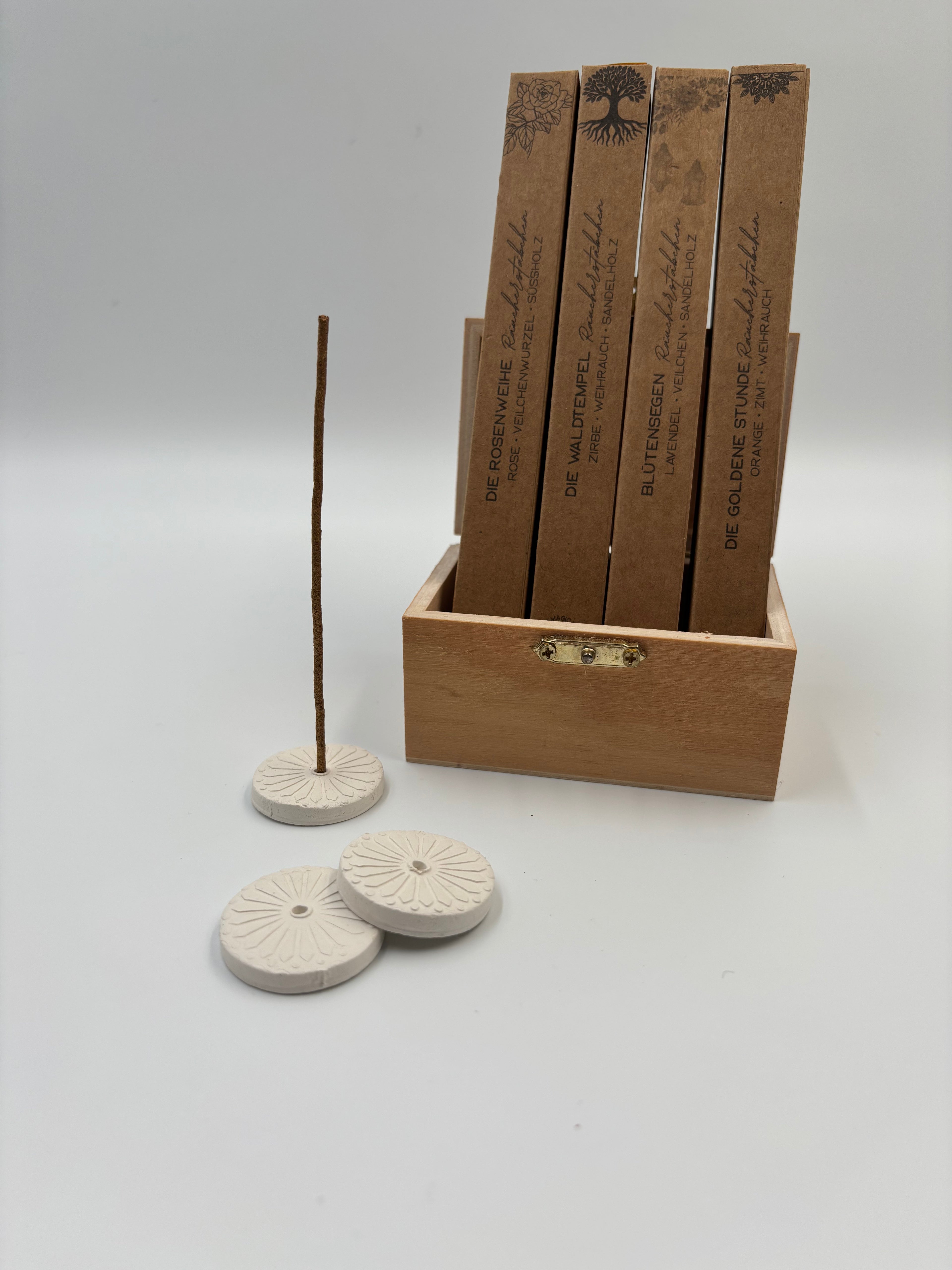 Räucherstäbchenhalter · Halterung, Ordnung & Ritualmoment