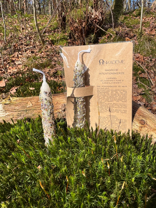 Intentionskerze – Lavendel · Gelassenheit, Ruhe & Ausgeglichenheit